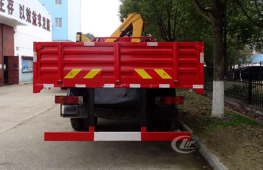 解放J6單橋6.3噸隨車(chē)吊