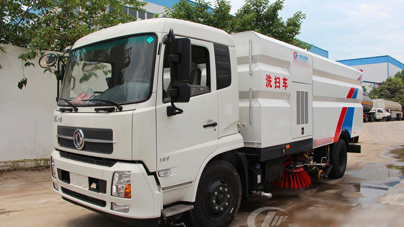 開封市公路局路面洗掃車采購(gòu)項(xiàng)目順利交付